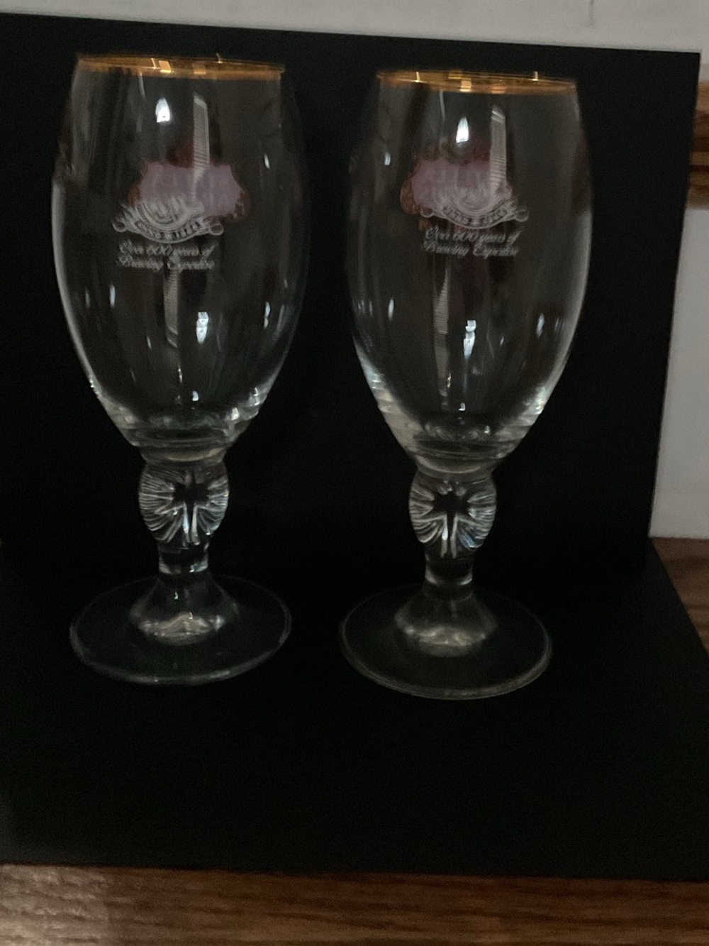 Stella Artois Set of 2 Belgium Beer Glasses Gold Rim Chalice 40 cl - Picture 3 of 6